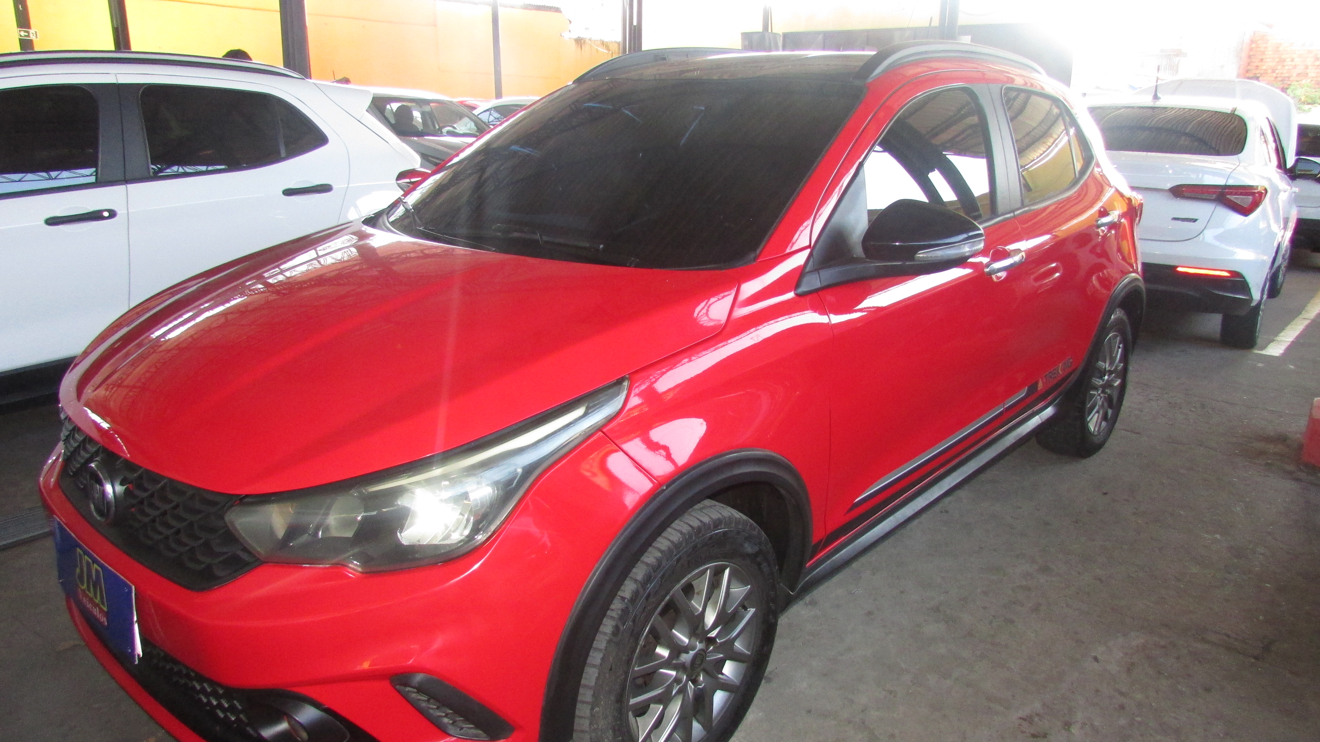 FIAT ARGO 1.8 FLEX TREKKING AUTOMÁTICO