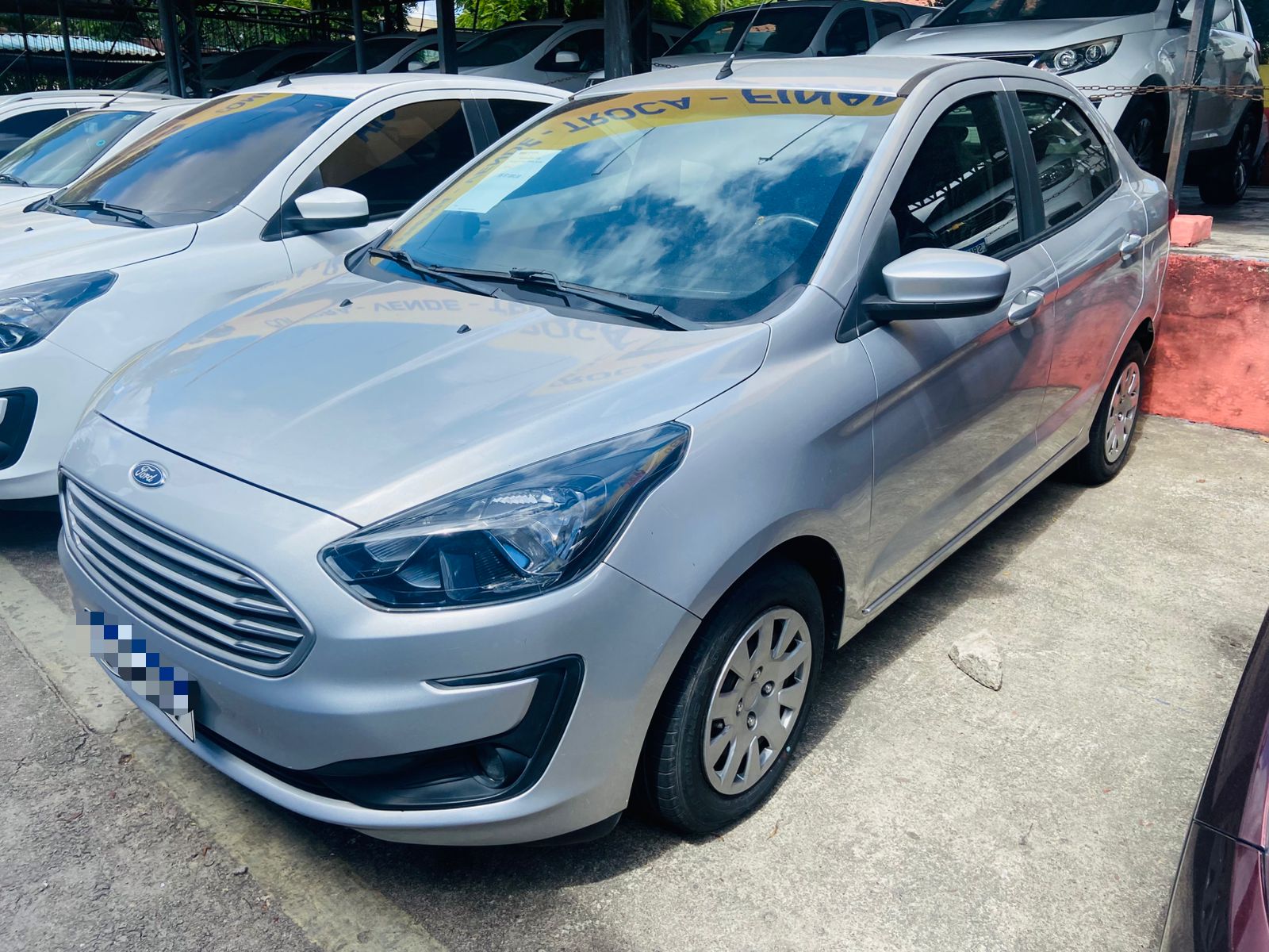 FORD KA SEDAN 1.5 SE